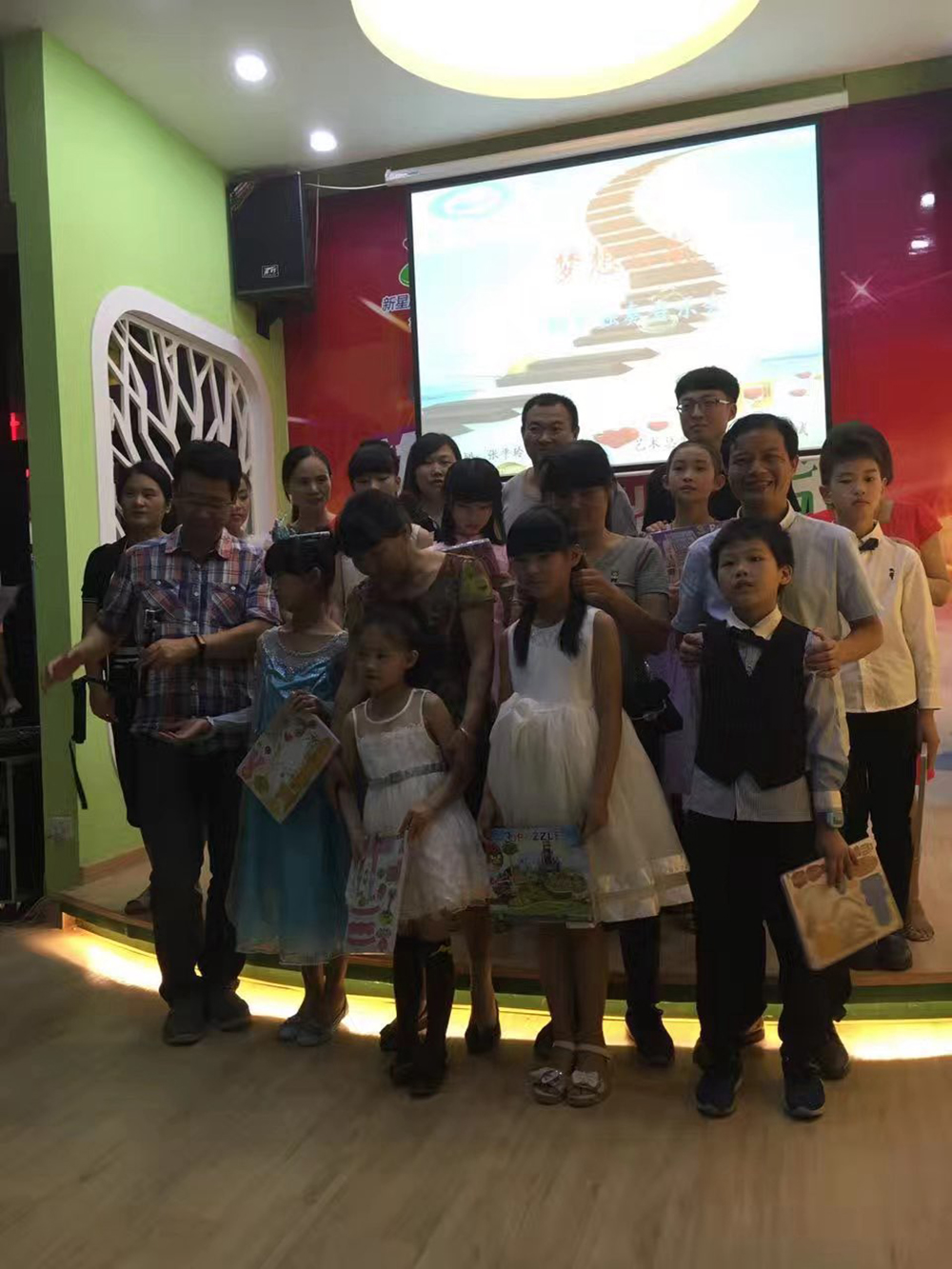 efd4dcb7ffaaeea156d1a0132988be35.jpg